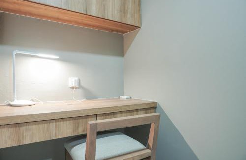 Cikarang Apartment | Elegant 1BR Apartment with Working Space Mustika Golf Residence By Travelio