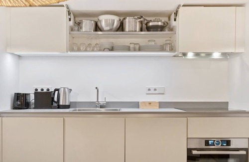 Ville Haute Apartment | Elegant 1BR Retreat in Peaceful Grund