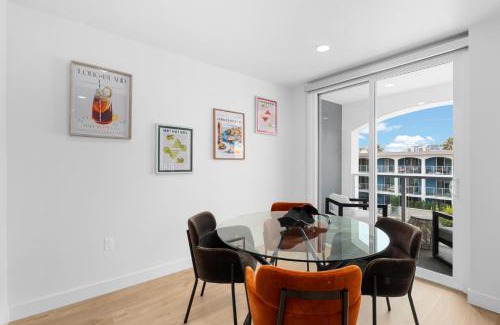 Marina del Rey Apartment | Elegant 1BR - Walk to Boats, Beach & Cafés