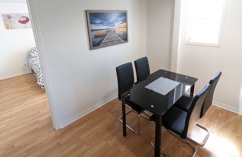 Pont-Viau Apartment | ELEGANT 3 BEDROOM/2 BATHS CONDO with FREE PARKING!