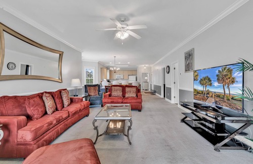 Central Myrtle Beach Condo | Elegant 3BR Condo at Magnolia Pointe