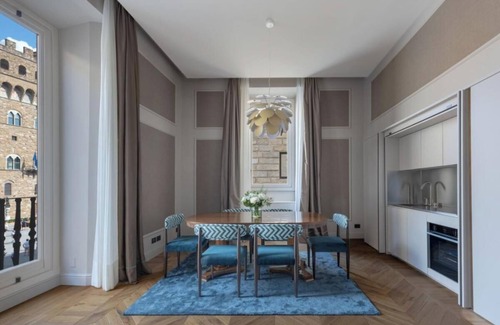 San Giovanni Apartment | Elegant 5-Bedroom Apartment in Piazza della Signoria, Florence