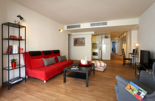 Thissio Apartment | Elegant/5 BR-5 BA Apt/Acropolis View/Ideal & Quiet Location/Host present