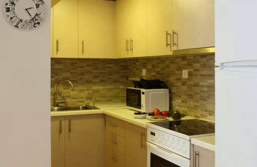 Thissio Apartment | Elegant/5 BR-5 BA Apt/Acropolis View/Ideal & Quiet Location/Host present