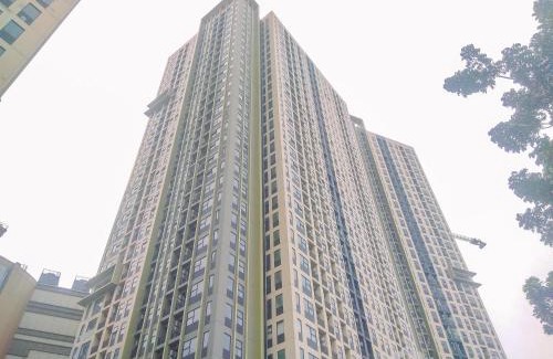 Depok Apartment | Elegant and Comfy 3BR Transpark Cibubur Apartment By Travelio
