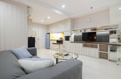 Cikarang Apartment | Elegant and Comfy Studio Azalea Suites Apartment Cikarang