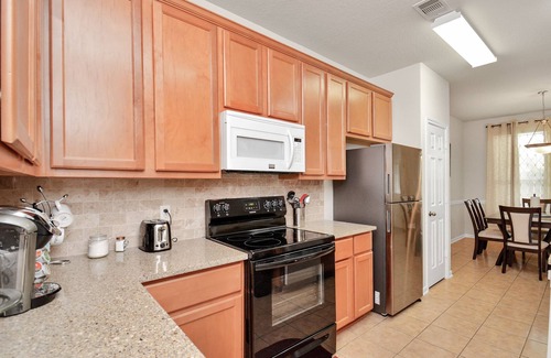 Conroe House | Elegant and Cozy 3 Bed Room Conroe home