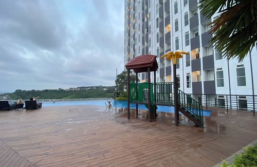 Semarang Apartment | Elegant And Homey Studio At Amartha View Apartment