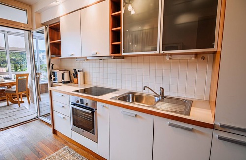 Seca Apartment | Elegant and Scenic Peaceful Apartments Portoroz - Studio Apartment with Terrace