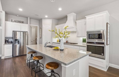 Frisco House | Elegant And Spacious Home Near Omni PGA Frisco