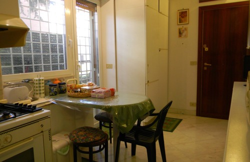 Gianicolense Apartment | Elegant and spacious, well-furnished apartment with 3 terraces, WiFi-free