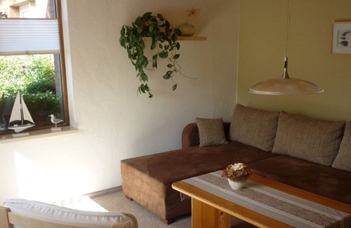 Arbshagen Apartment | Elegant Apartment in Groß Kordshagen with garden