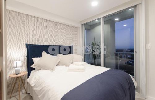 Asuncion Apartment | Elegant Apartment Blocks Away From La Galeria