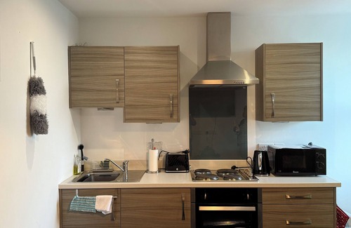 Barnsley Apartment | Elegant Apartment for both business and leisure travellers! Fully furnished