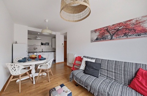 Viveiro Apartment | Elegant Apt. for 4 on Viveiro Beach