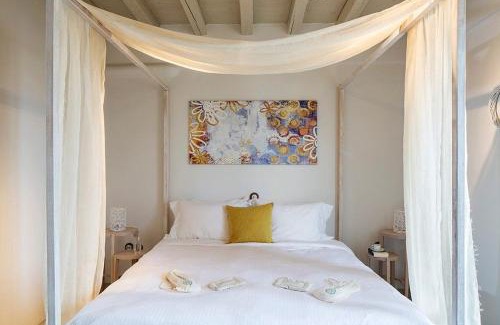 Astypalaia Villa | Elegant Astypalaia Villa Villa Bianca 2 Bedrooms Hot Tub & Beautiful Sea Views Chora