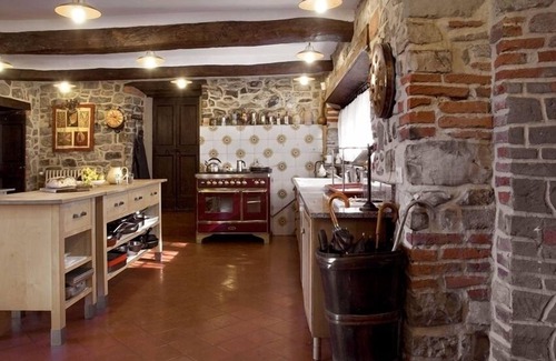 Cortona Villa | Elegant & Comfortable Tuscany Farmhouse Villa in Cortona Italy