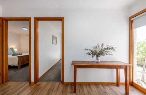 Horsham House | Elegant Country Escape
