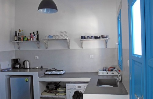 Aegiali House | Elegant Cycladic House