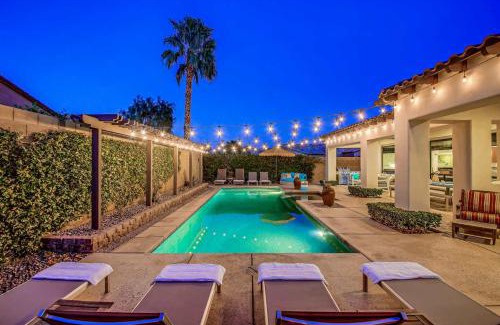 Indio House | Elegant Desert Oasis near Coachella & Palm Springs
