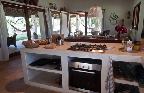 Guajiru House | Elegant design house with swimming pool. Special offer prices. Suitable for pets