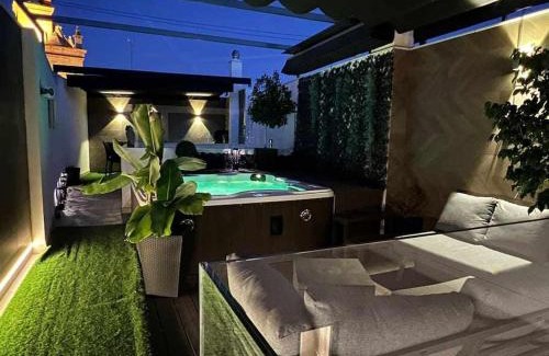 San Lorenzo Apartment | Elegant Duplex 3 Master Bedrooms and Private