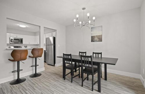 Rochester Apartment | Elegant Escape Prime Location & Style