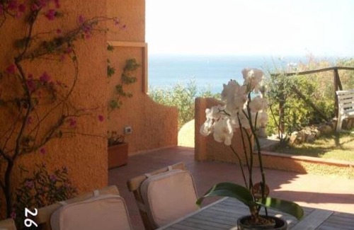 Villaggio Mandorli House | Elegant house on a quiet location