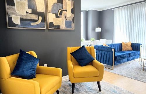 Ballston Apartment | Elegant King Suite Metro DC