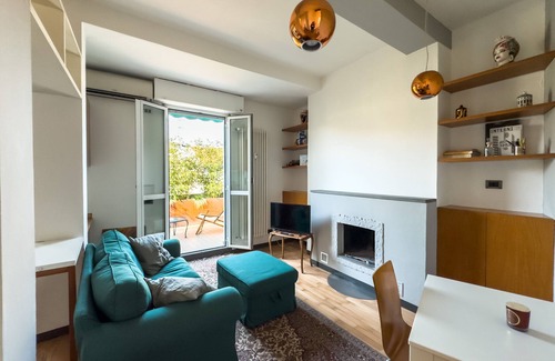 Lorenteggio Apartment | Elegant Loft with Terrace near the Design District and Navigli!