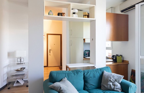 Lorenteggio Apartment | Elegant Loft with Terrace near the Design District and Navigli!