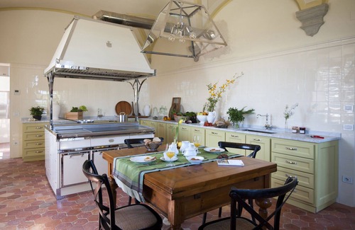 Vicopelago Villa | Elegant, luxurious 17C villa, hydro pool and spa, concierge service, Lucca 5 min.