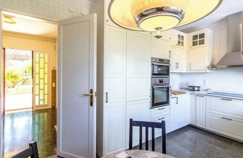 Santa Maria de l'Avall Villa | Elegant Mountain Villa just 30km to Barcelona