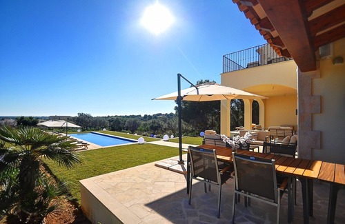 Portocolom Villa | Elegant Mallorca Home | Can Estera | 6 bedrooms all En-suite | Extra Large.