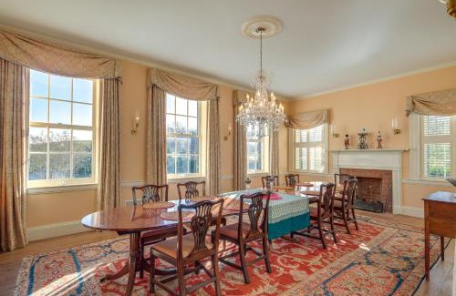 Paris Villa | Elegant Paris Manor with Private Pool!