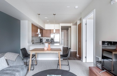 Overlake Apartment | Elegant Redmond 1BR w/Gym & BBQ, nr Town Center, by Blueground
