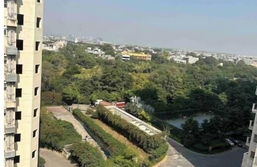 New Delhi Apartment | Elegant Studio Apt in DLF CapitalGreen West Delhi