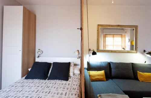 Museo Apartment | Elegant studio in the heart of Seville, 35 m², near monuments.