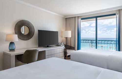 Garrison Historic Area Hotel | Elegant Suite w/Ocean Views and Direct Beach Access at Needham's Point