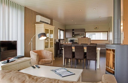 Froidchapelle Villa | Elegant Villa for 8 Guests