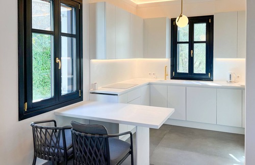 Spetses House | ELEGANT VILLA