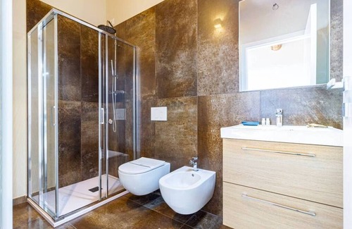 Castel Maggiore House | Elegant villa with garden on the outskirts of Bologna