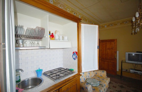 Ranciano Apartment | Elegant villa on Lake Trasimeno - Margherita