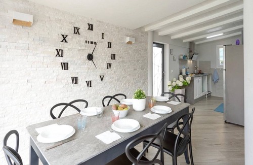 Trappeto House | Elegant Villa with Pool