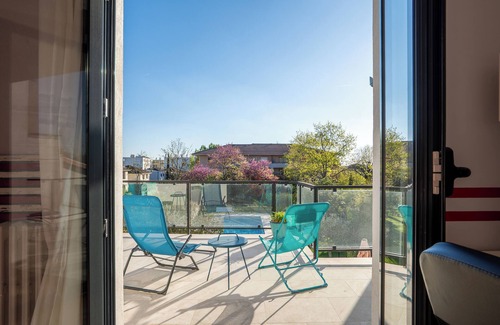 Pont des Demoiselles-Montaudran-La Terrasse Villa | Elegant villa with pool - Toulouse Côte Pavée.