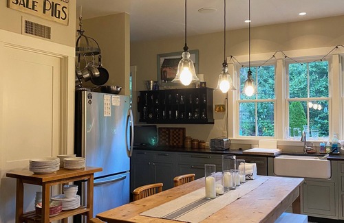 Edgartown House | Elegant Vineyard Artisans Home, a rare opportunity for an amazing island stay.