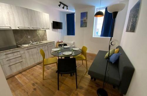 Citta Nuova-Barriera Nuova-San Vito-Citta Vecchia Apartment | Elegante Bilocale tra Stazione e Centro Storico