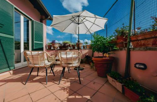 Repubblica Apartment | Elegantis Monti Penthouse With Private Terrace and Colosseum View