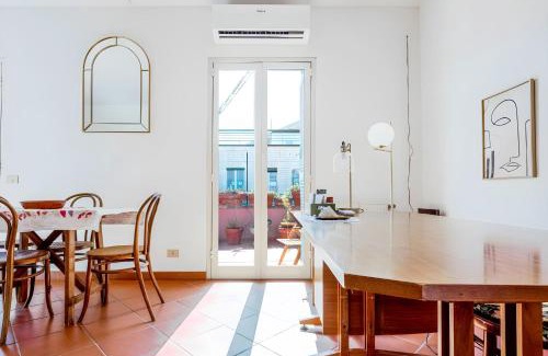 Repubblica Apartment | Elegantis Monti Penthouse With Private Terrace and Colosseum View