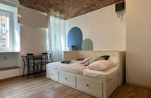 Madonna del Pilone Apartment | [Eleganza Rustica] Vicino al Po, Comodo al Centro.
